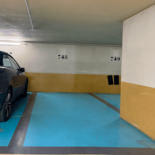 Place dans parking gardienné 24h/24 tous véhicules